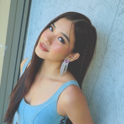 ryle ᥫ᭡'s profile picture