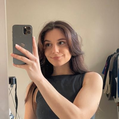 sarah 𓂀's profile picture