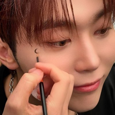 whisper_moon🤍🩵💙's profile picture