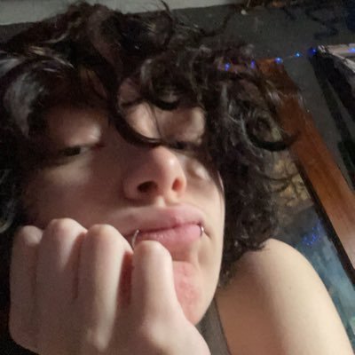 loverj_ay's profile picture