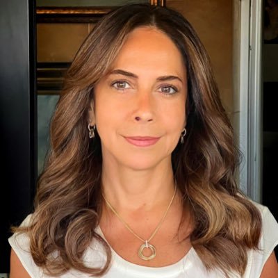 zeinaakar's profile picture