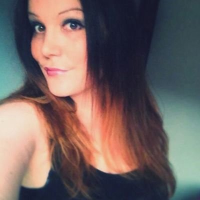 Floor_Fem's profile picture