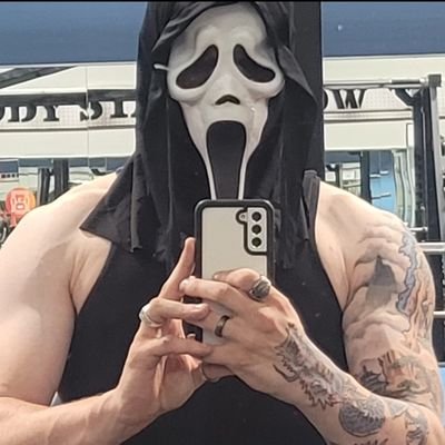 Macizmus's profile picture