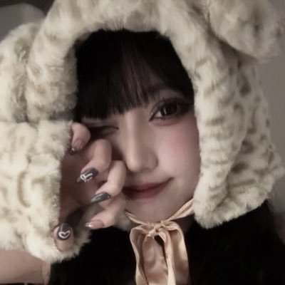 m's profile picture