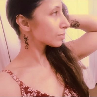 KhadijaKhan__'s profile picture