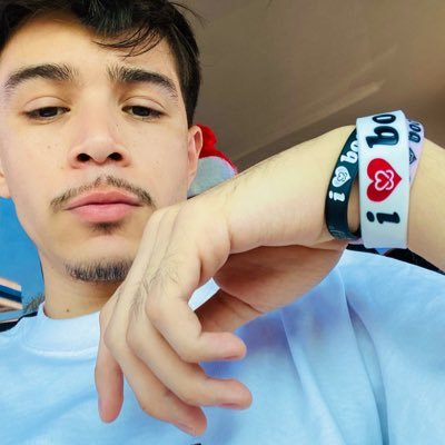 𝘵𝘰𝘮𝘮𝘺b💋's profile picture
