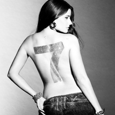 Nelly Furtado's profile picture
