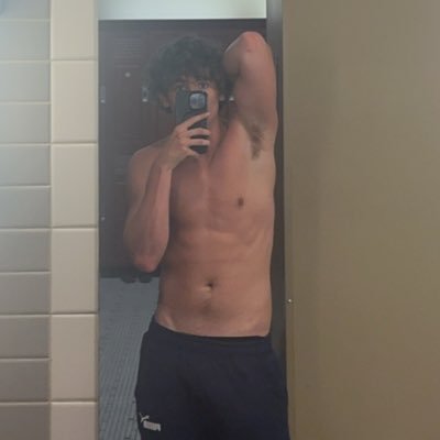 boyfr13nddick's profile picture