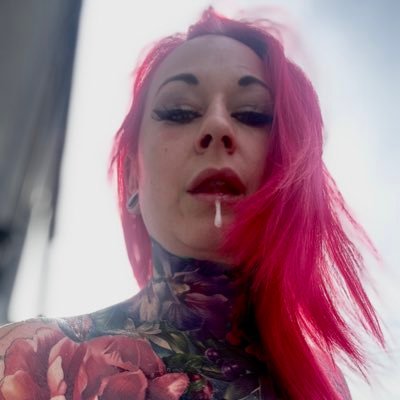Miss Bea HellFyre's profile picture