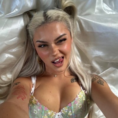 gwendolynceline's profile picture