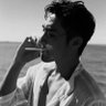 自由's profile picture