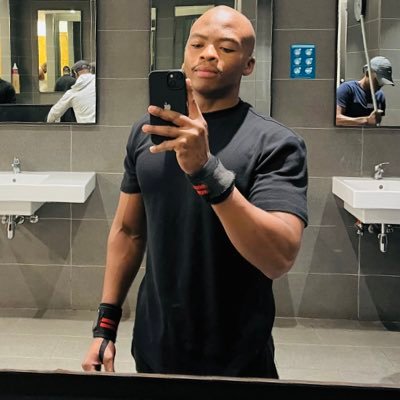 BHUNGANE 🐝's profile picture