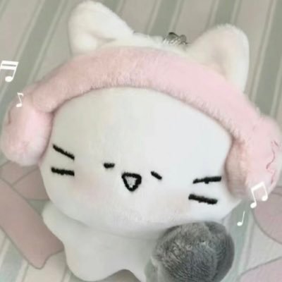 MomokoOoum's profile picture