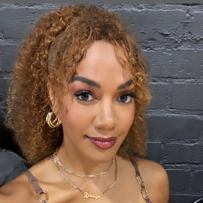 Ros Gold-Onwude's profile picture