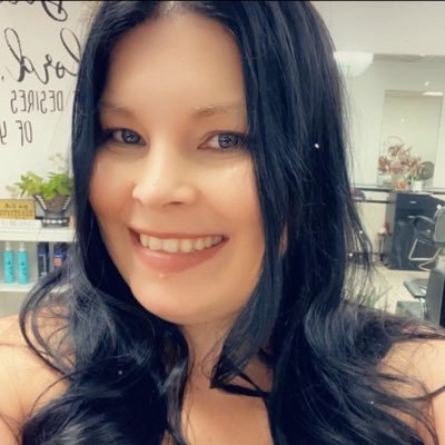 Nerdy Nicole is Suspish of Everyone 🤨's profile picture