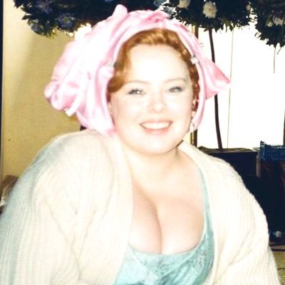 dearestpen's profile picture