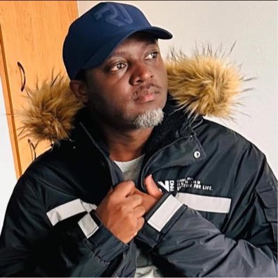 Robert Mukondiwa's profile picture