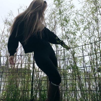 Karmi L👑🇱🇧🇪🇨's profile picture