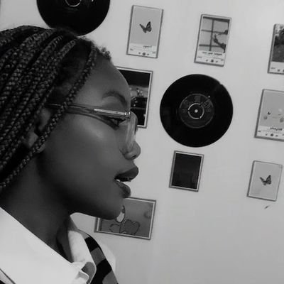 love, m☆ni's profile picture
