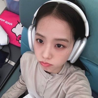J's profile picture