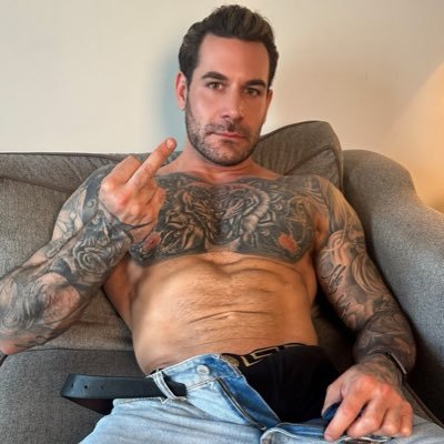Alpha Papi's profile picture