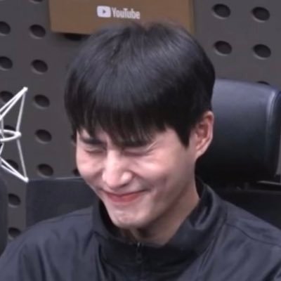 Young1 | 🦊’'s profile picture