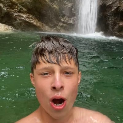 Azuolas's profile picture