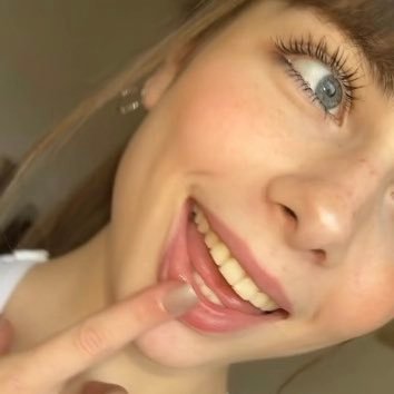 Julypenaa's profile picture
