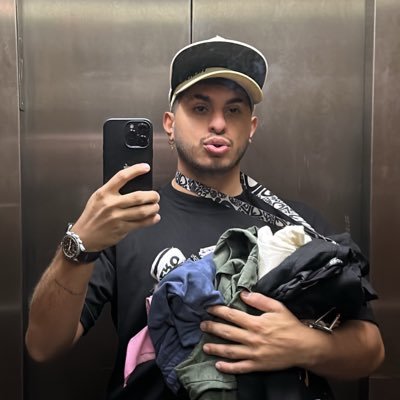El Pelvelso's profile picture