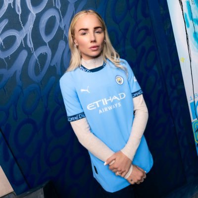 Alex Greenwood's profile picture