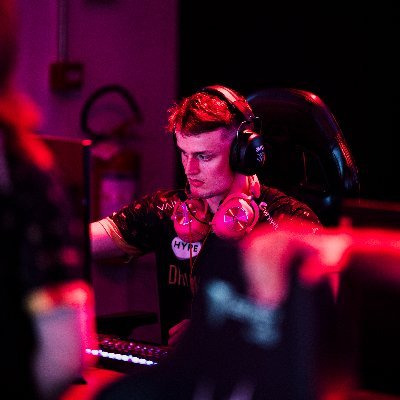DenVoksne's profile picture