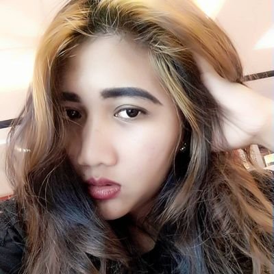 Dessi Yanti213's profile picture