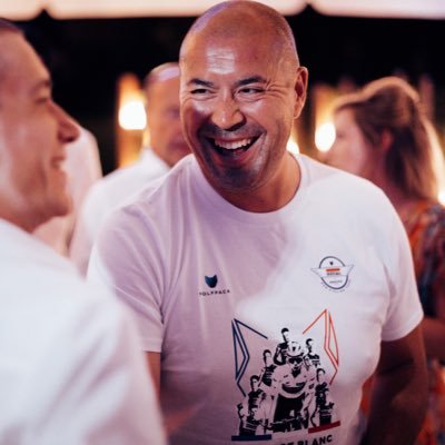 Phil Lowe's profile picture