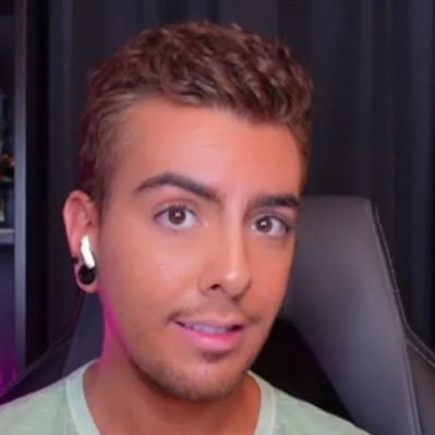 alex is shook.'s profile picture