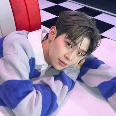 kimtaeraesan's profile picture