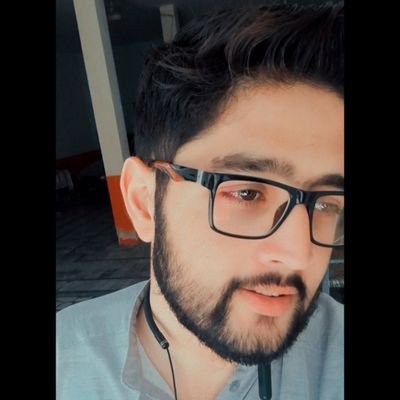 𝐙𝐮𝐛𝐚𝐢𝐫𝐑🕊's profile picture