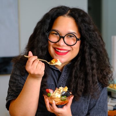 Paola Velez 🍇 Bodega Bakes—lets bake together! 🍇's profile picture