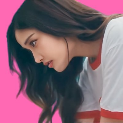 NUN🐰🌷i am girlfreen (Fan)'s profile picture
