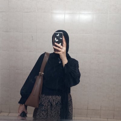 نبيلة's profile picture
