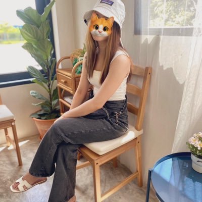 caradenelis's profile picture