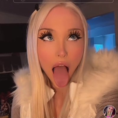 bizarrebarbie's profile picture