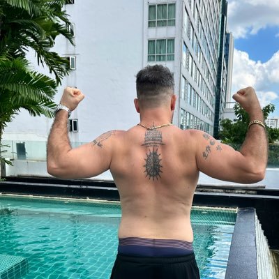 nvrtryneverknow's profile picture