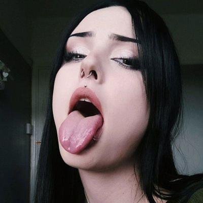 nanawifey95's profile picture