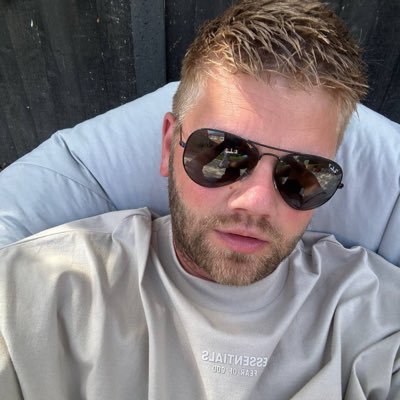 StraightHungMaster 6k's profile picture