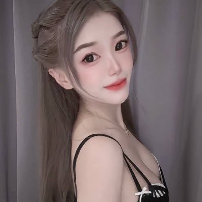 依芯ʙᴀʙᴇ🤍𝟙𝟜𝟠小蘿莉🧸's profile picture