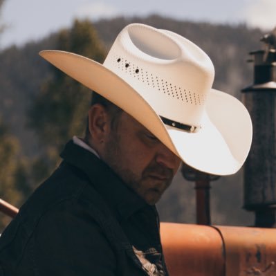 Justin Moore's profile picture
