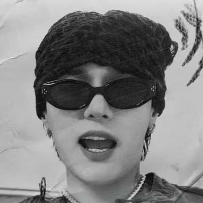 deansintro's profile picture