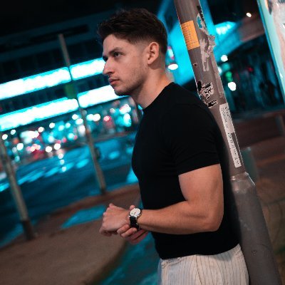awkwardOW's profile picture