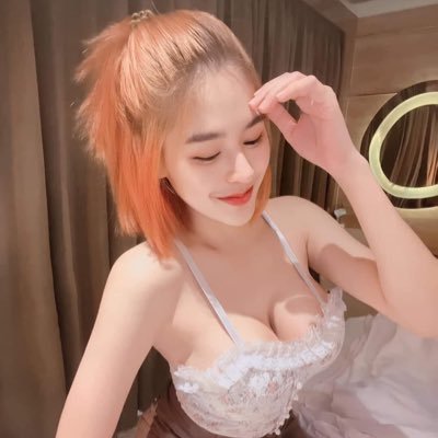 The cat💜's profile picture