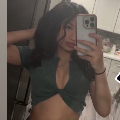 𝓶's profile picture